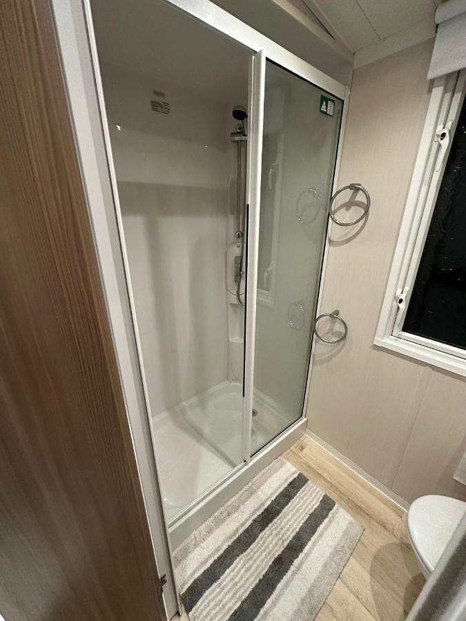 Meliden Luxurious 6 Berth Swift Bordeaux On Lyons Robin Hood Rhyl 빌라 외부 사진